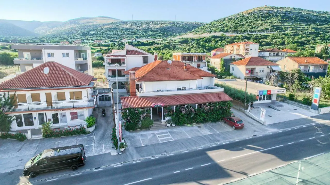 Hotel Trogirski Dvori