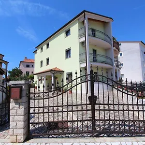 Apartament Mara